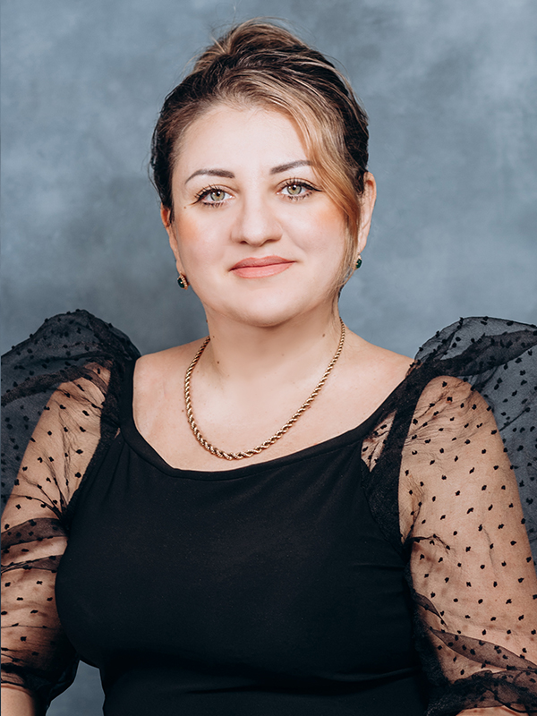 Раваян Кристина Рачиковна.